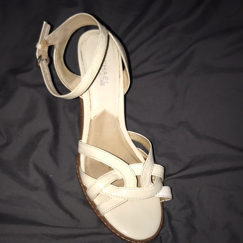Loved Michael Kors wedges - Picture 5 of 7